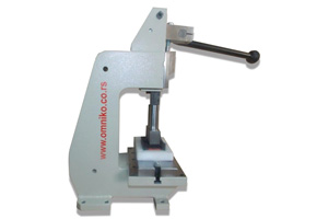 Manual press on stand 